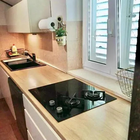 Vrandecic Apartment Postira