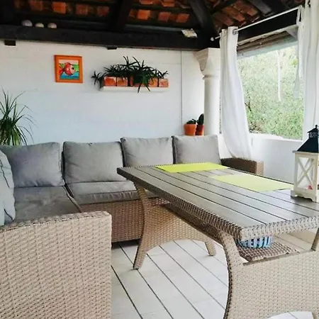 Apartment Vrandecic Postira