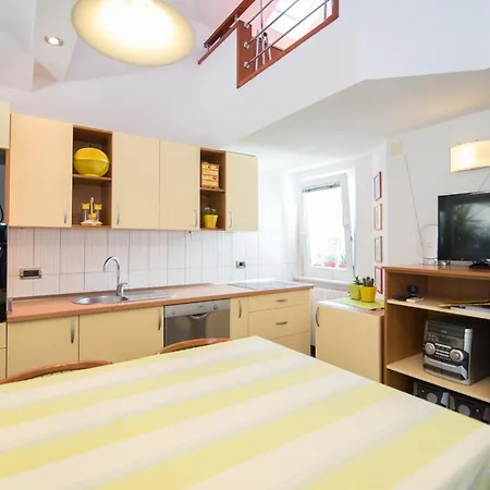Vrandecic Apartment