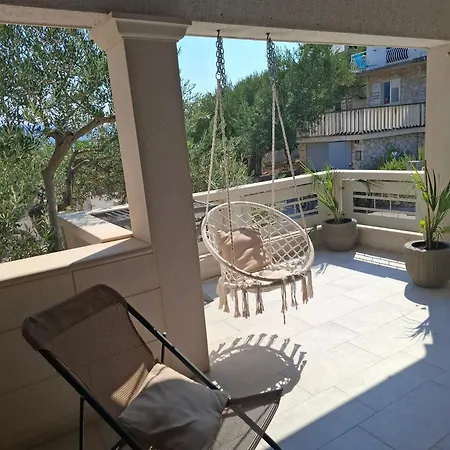 Apartament Vrandecic Postira